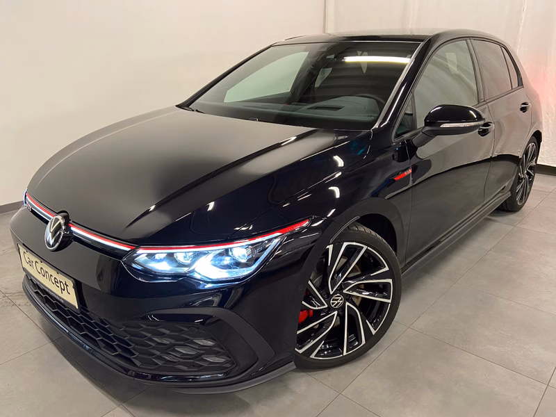 Volkswagen Golf VIII GTI 19" PANO StHz DCC MATRIX Head Up