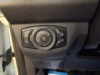 Ford Transit Courier Trend PDC Klima Garantie Scheckheft - foto 13