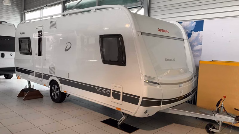 Dethleffs Nomad 560 FR Combi 6 / DuschPaket / StylingPaket