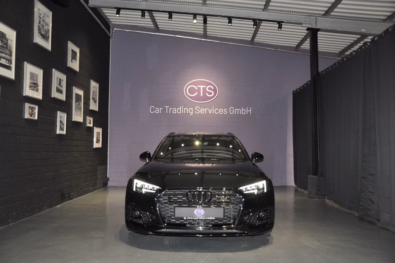 Audi RS4 Avant 2.9 TFSI quattro/PANO/CARBON/B&O/2HAND