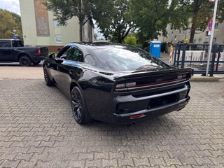 Dodge Charger Scat Pack AWD 2026 + Launch age - foto 8