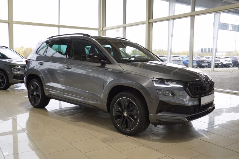 Skoda Karoq Sportline 2,0TDI DSG 4*J.Gar/aAHK/Matrix/Navi    **