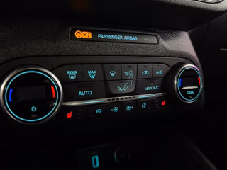 Ford Focus ST-LINE NAVI/KEYLESS/B&O/SHZ/LHZ/CARPLAY - foto 19
