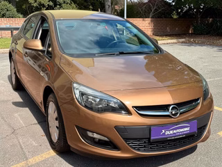 Opel Astra J 5-trg. Selection - foto 3
