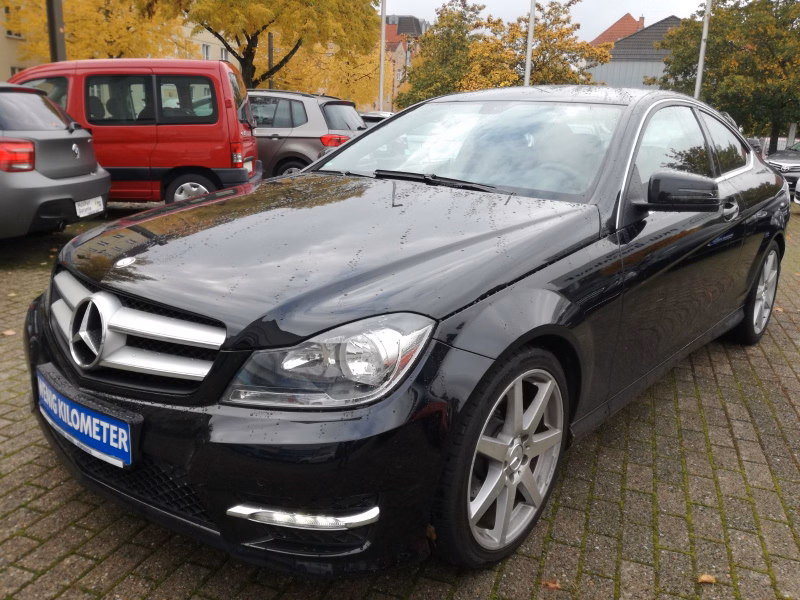 Mercedes-Benz C 180 C - Coupe*AMG-LINE*AUTO.*SITZHZG*PTS*
