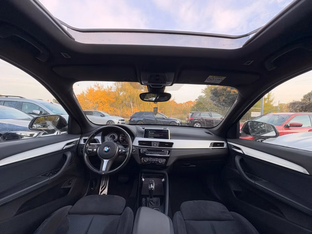 BMW X1 sDrive 20 i M Sport HUP*Pano*Kamera*Tempo*Nav - foto 7