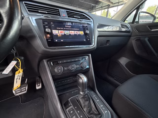Volkswagen Tiguan Sound BMT ACC / Start-Stopp / LED / 4Motion - foto 27