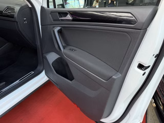 Volkswagen Tiguan Sound BMT ACC / Start-Stopp / LED / 4Motion - foto 36