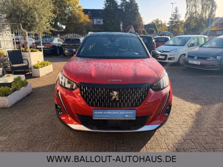Peugeot 2008 GT Pack*2.HAND*PANO*ACC*SPUR*TEMP*FOCAL* - foto 3