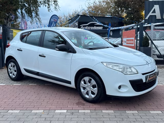 Renault Megane III Lim. 5-trg. Authentique 1.6*Klima*Eu5