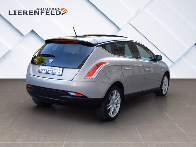Lancia Delta 1.6 Diesel Platino Leder Panrama nur 68 Tkm - bilder 3