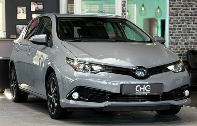 Toyota Auris Hybrid Team D SHZ|ACC|KAMERA|SPUR| Gebrauchtwagen Kaufen | EZ 09/2018 | Preis 14.990 €