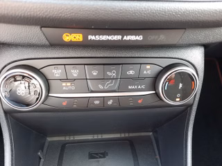 Ford Fiesta ST-Line +Winterpaket+LED+Navi+ - foto 11