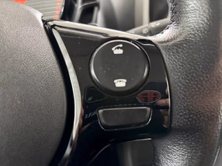 Toyota AYGO aut. x-play touch Kamera USB Bluetooth Klim - photo 15