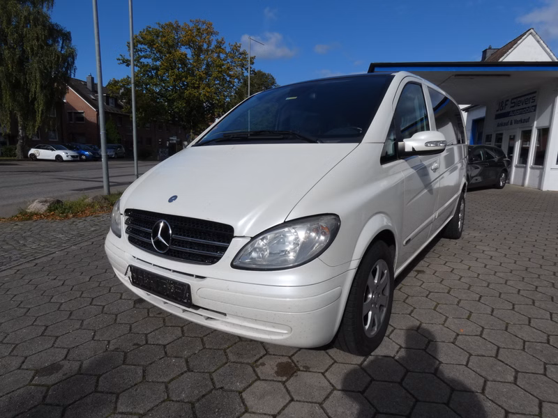 Mercedes-Benz Viano 3.0 CDI kompakt Autom. Navi Kamera AHK