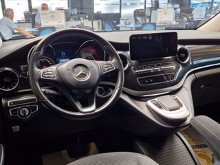 Mercedes-Benz V 220d Edition Lang*Kamera*6-Sitzer*Kamera*AHK - bilder 8