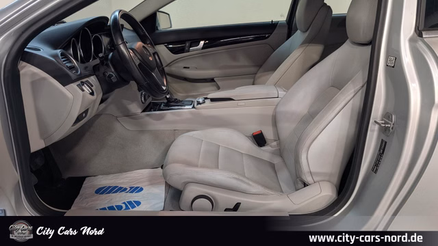 Mercedes-Benz C 250 CGI Coupé BE-BiXENON-NAVI-TEMP-PDC - bilder 10