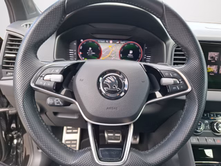 Skoda Karoq 1.5 TSI Sportline DSG / ACC / NAVI / KAMERA / SITZHEIZUNG - bilder 6