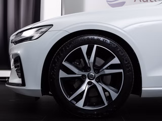 Volvo V60 R Design AWD LED VIRTUAL RFK SPUR - bilder 6