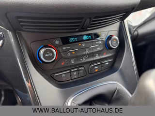 Ford Kuga ST-Line*2.HAND*KLIMA*SYNC*SONY*TEMPO*NAVI* - bilder 13