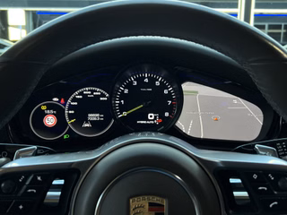 Porsche Panamera 4 E-Hybrid CHRONO / HEAD UP / BOSE / ACC - foto 13