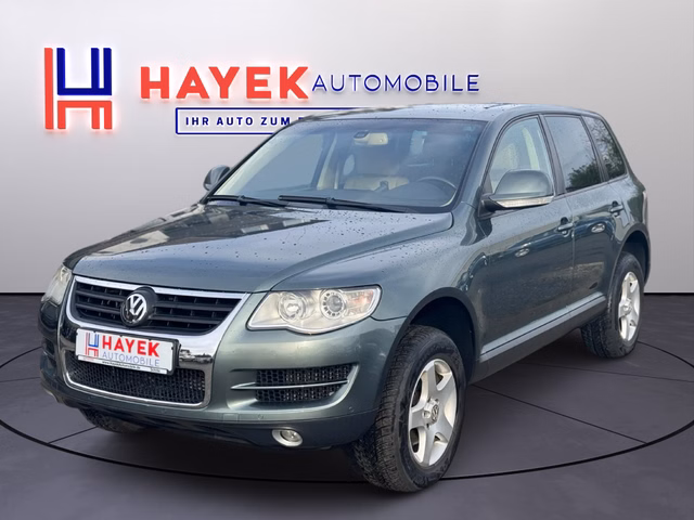Volkswagen Touareg R5 TDI Leder / Tüv / Service / AHK / 2.5 Used vehicle for sale | First registration 11/2007