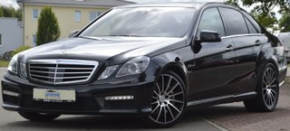 Mercedes-Benz E-Klasse Lim. E 63 AMG *VOLLAUSSTATTUNG*