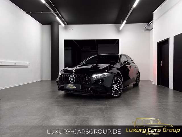 Mercedes-Benz A 35 AMG 4Matic Pano-Premium-360-Night2-Multi Used vehicle for sale | First registration 02/2023