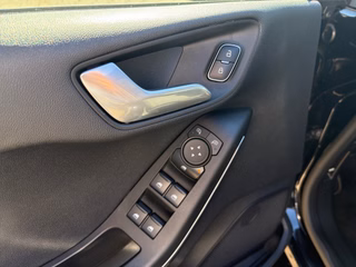 Ford Fiesta Titanium +1.HAND+WINTERPAKET+LED+ - foto 4