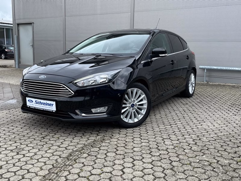 Ford Focus Titanium mit PDC | Key-free | Tempomat