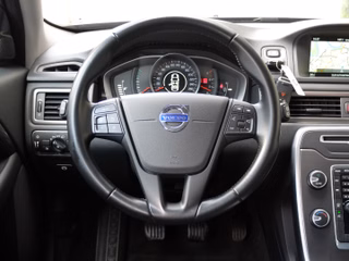 Volvo V70 Kombi 2.0 D2 Kinetic Navi AHK - photo 14
