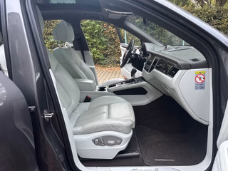 Porsche Macan S Carbon/Panorama/Kamera - foto 15