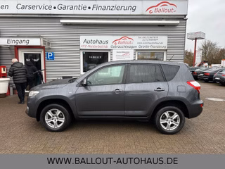 Toyota RAV 4*4x4 *Executive Automatik*2.HAND*KLIMA*TEMP - bilder 1
