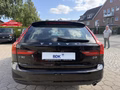 Daumennagel 6 - Volvo V90 Kombi D3 Momentum Geartronic ACC Leder Navi Kamera SHZ