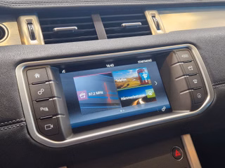 Land Rover Range Rover Evoque SE Dynamic 2.0Td4*Facelift* - photo 9