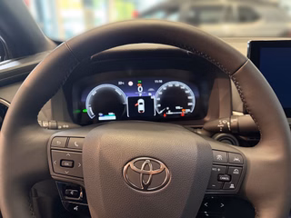 Toyota C-HR Plug-In Hybrid FWD Teamplayer +Technik Pak. - bilder 14
