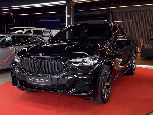 BMW xDrive 30 d M Sport PANO/MEMORY/LED/ICONICGLOW/KAMERA - foto 3