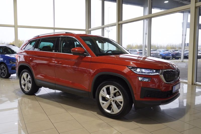 Skoda Kodiaq Style 2,0TSI DSG 4x4 aAHK/7-Sitzer/Pano/Matrix/Navi  **