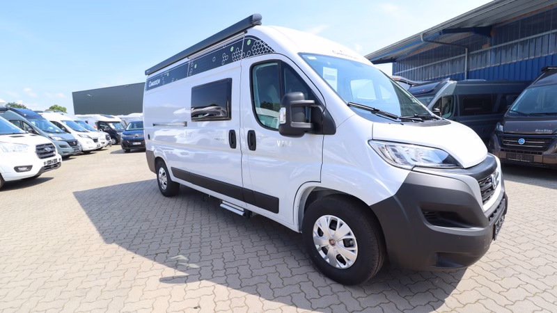 Chausson V594 First Line 3,5T Arctic Accessoires Connect Markise Solar