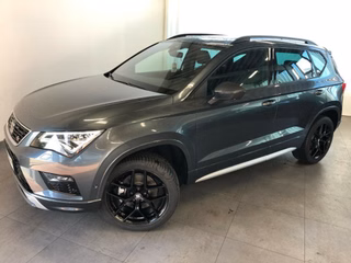 Seat Ateca 2.0 TSI FR 4Drive DSG NAVI AHK BEATS PANO