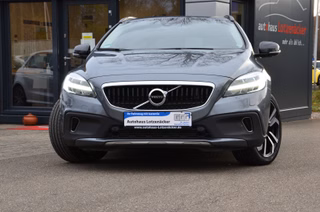 Volvo V40 Cross AWD Auto 1.Hd|Leder|DigiTacho|LED Gebrauchtwagen Kaufen | EZ 09/2017 | Preis 20.990 €