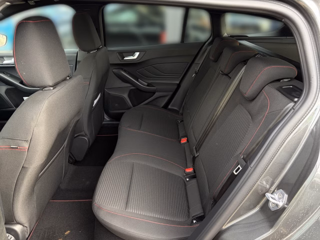 Ford Focus Turnier ST-Line X +PANO+LED+ACC+WINTERPAKET+ - foto 10