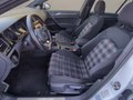 Daumennagel 18 - Volkswagen Golf 2.0 GTI DSG Pano DynAud LED ACC KAM DAB