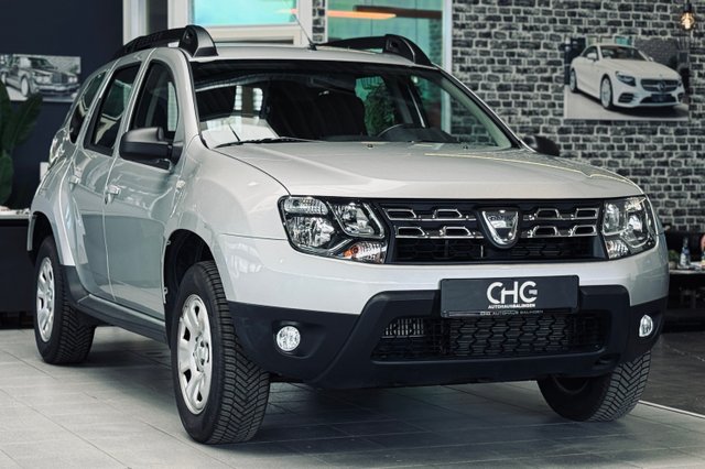 Dacia Duster I Laureate 4x4 |Tempomat|Klima|AHK| Gebrauchtwagen Kaufen | EZ 11/2016 | Preis 14.990 €