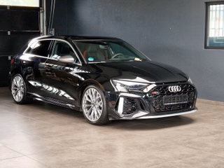 Audi RS3 Sportback 2.5 TFSI quattro*1.Hand*ACC*B&O* - photo 1