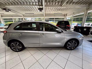 Hyundai i30 Trend Mild-Hybrid 1,0 Kamera CarPlay SHZ - foto 9