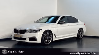 BMW M550 i xDrive Lim. HUD-SCHIEBDACH-KAMERA-H&K-LHZ Gebrauchtwagen Kaufen | EZ 06/2017 | Preis 33.799 €