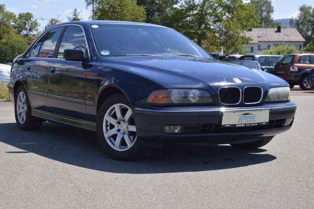 BMW 523i Lim Aut. AHK Klimaaut. TÜV 05.19 Gebrauchtwagen Kaufen | EZ 07/1997 | Preis 990 €