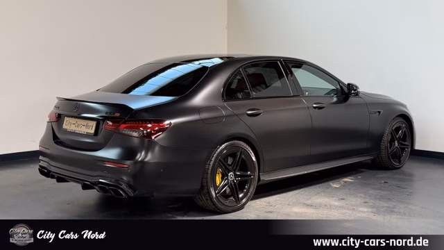 Mercedes-Benz E 63S AMG 4M+ PERF.SITZ+360°+PANO+MULTIBEAM - bilder 5