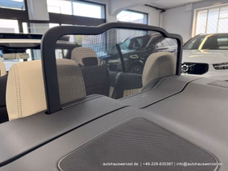Mercedes-Benz C 200 Cabrio AMG LINE - nur 12.500 km - LEDER - foto 32